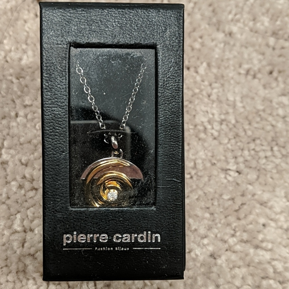 Pierre Cardin Pendant